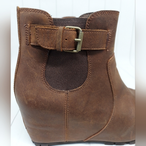 Merrell Leather Wedge Booties - Picture 6 of 12
